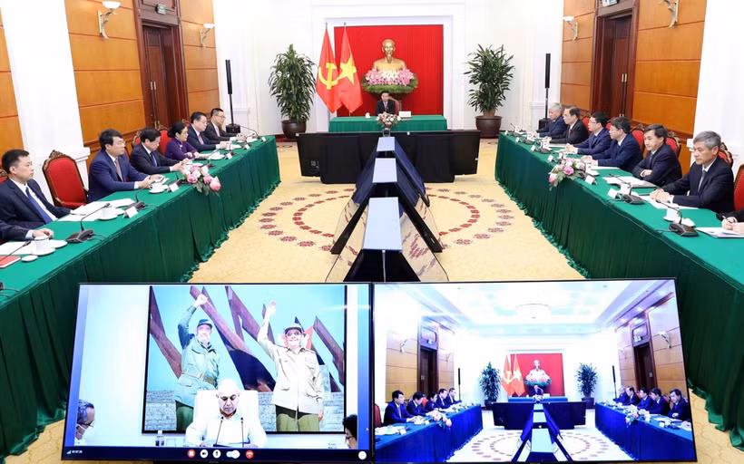 Thường trực Ban Bí thư Võ Văn Thưởng phát biểu tại buổi hội đàm. (Ảnh: TTXVN)