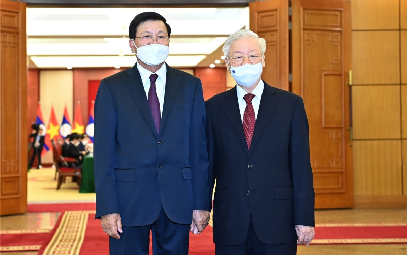 Tổng Bí thư Nguyễn Phú Trọng đón Tổng Bí thư, Chủ tịch nước Lào Thongloun Sisoulith. (Ảnh: ĐĂNG KHOA)