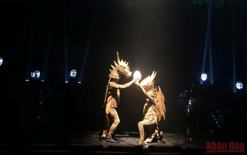 Việc hỗ trợ rất có ý nghĩa với các nghệ sĩ. (Ảnh minh họa: Các nghệ sĩ Nhà hát múa rối Thăng Long).