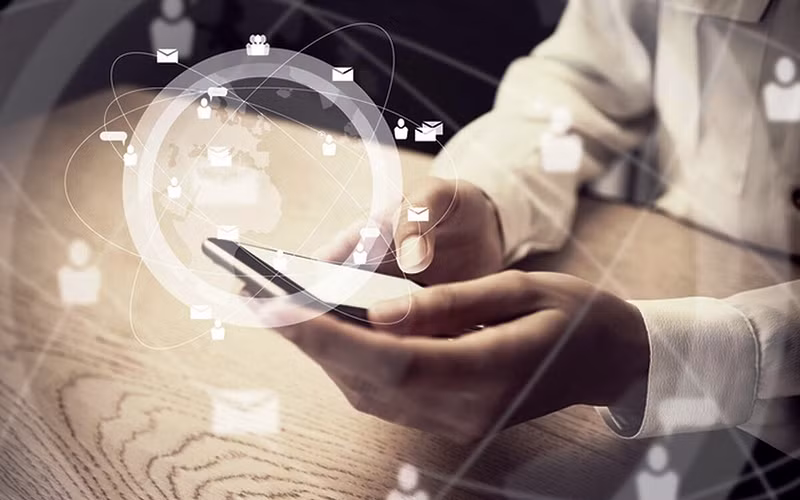 Dịch vụ SMS cho phép các công ty đánh giá sức khỏe của nhân viên thông qua tin nhắn trên điện thoại di động.