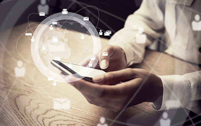 Dịch vụ SMS cho phép các công ty đánh giá sức khỏe của nhân viên thông qua tin nhắn trên điện thoại di động.