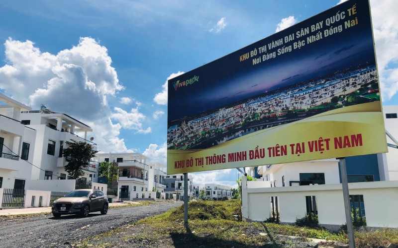 Một góc dự án có gần 500 căn biệt thự, nhà liền kề xây dựng không phép ở xã Đồi 61, huyện Trảng Bom (Đồng Nai).