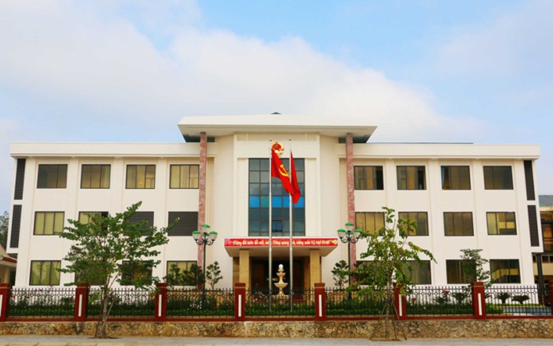 Trụ sở Huyện ủy, UBND huyện Cô Tô, tỉnh Quảng Ninh.