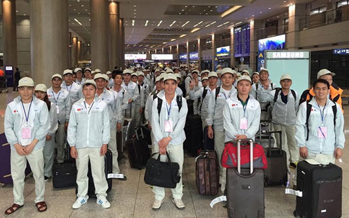 Lao động đi làm việc ở nước ngoài (Ảnh minh họa: Colab).