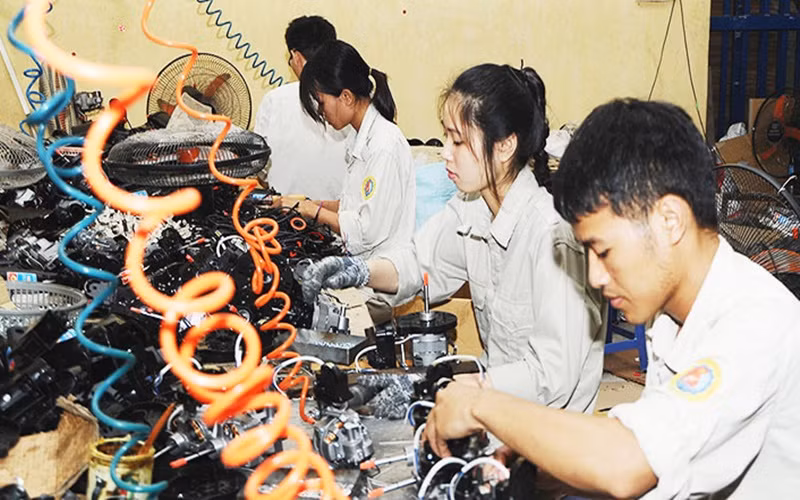 Kinh tế Việt Nam đầu năm 2021 có nhiều tín hiệu tích cực. (Ảnh: SONG ANH)