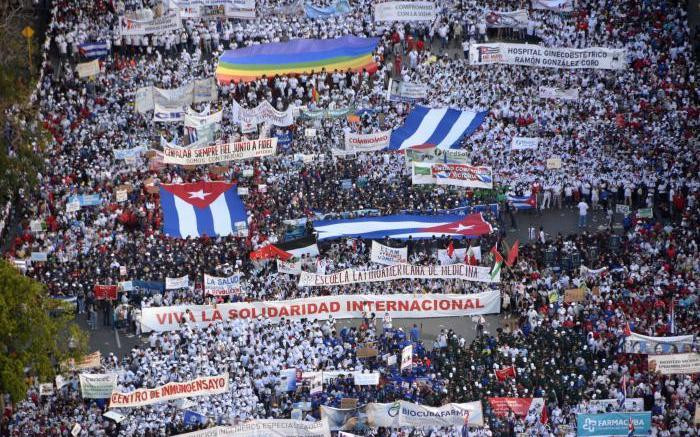 Tuần hành kỷ niệm Ngày Quốc tế Lao động ở thủ đô La Habana, Cuba. (Ảnh: Granma)