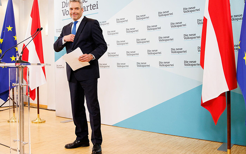 Ông Karl Nehammer, tân Chủ tịch đảng OVP. (Ảnh Reuters)