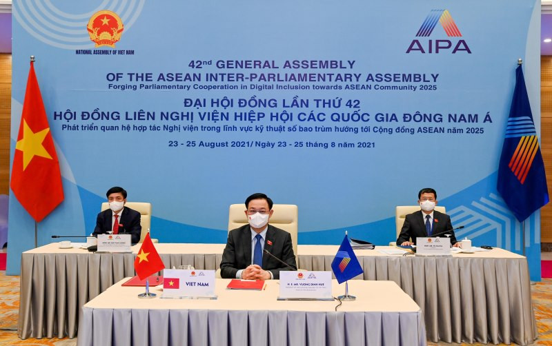 Chủ tịch Quốc hội Vương Đình Huệ tại phiên bế mạc.