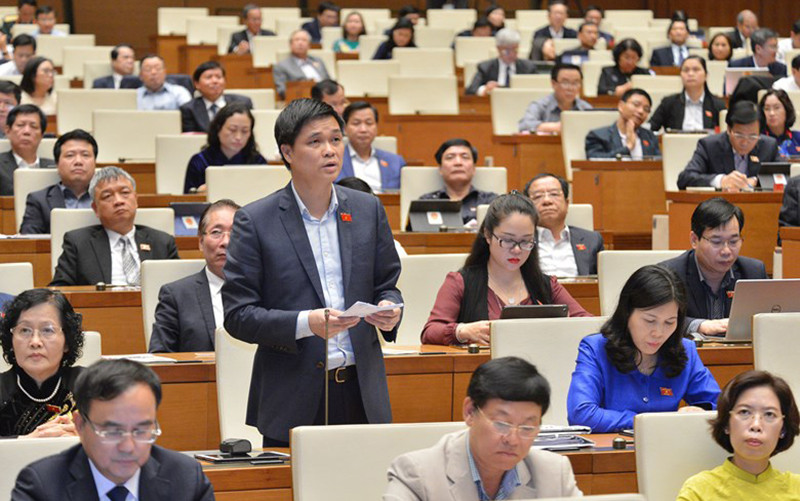 Đại biểu Quốc hội Ngọ Duy Hiểu (Hà Nội) góp ý kiến tại phiên thảo luận. Ảnh: quochoi.vn