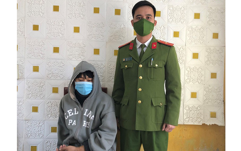 Đối tượng Lê Văn Duy tại cơ quan công an.
