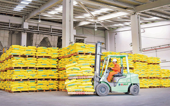 Sản phẩm NPK Phú Mỹ của PVFCCo trước khi đưa ra thị trường.