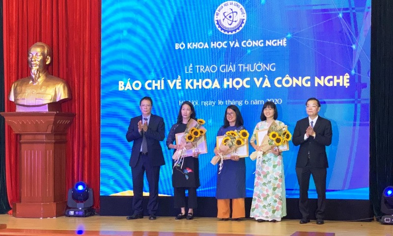 Lễ trao Giải thưởng Báo chí về khoa học và công nghệ năm 2019.