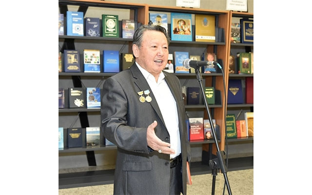 Hồ Chí Minh trong trái tim chúng ta 