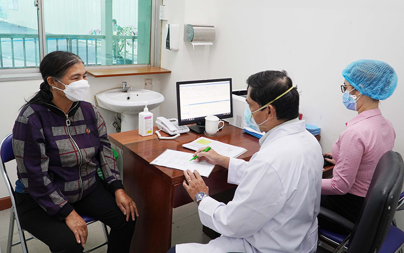 Bệnh nhân đến khám tại Phòng khám Di chứng Covid-19 Bệnh viện Chợ Rẫy.