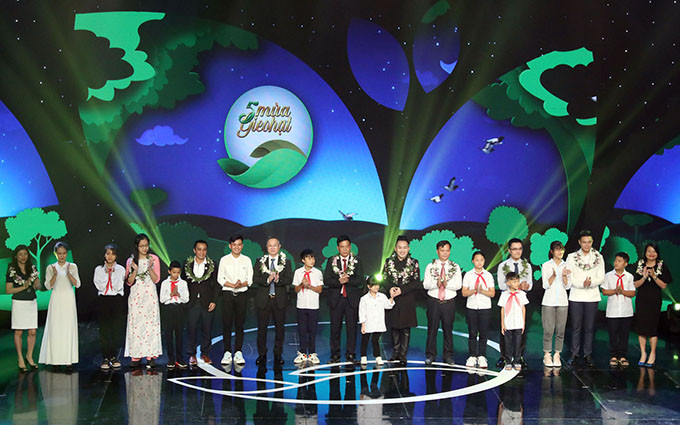 10 cặp lá yêu thương tiêu biểu tại chương trình (Ảnh: Anh Nguyễn).