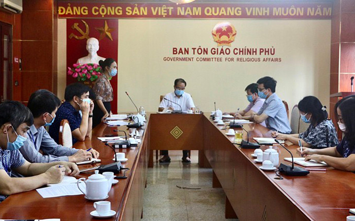 Thứ trưởng Vũ Chiến Thắng chủ trì cuộc họp tại Ban Tôn giáo Chính phủ về công tác phòng, chống dịch trong các tôn giáo.