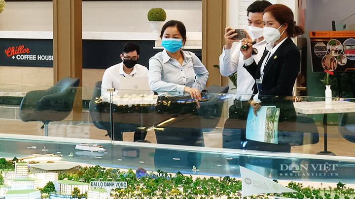 Giá đất ở Thủ Thiêm sẽ bị ảnh hưởng sau khi Tập đoàn Tân Hoàng Minh bỏ cọc lô đất thắng đấu giá. Ảnh: QUỐC HẢI