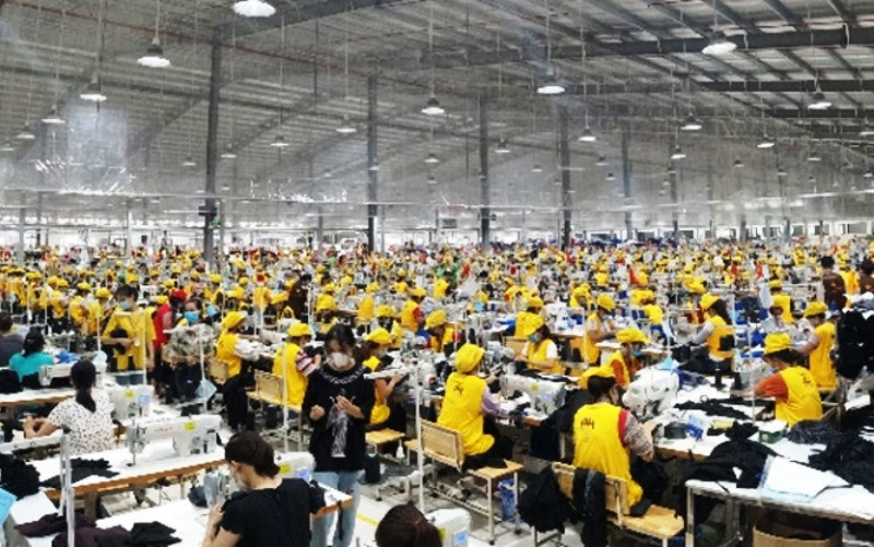 Sản xuất tại Công ty may An Hưng (Nghệ An).