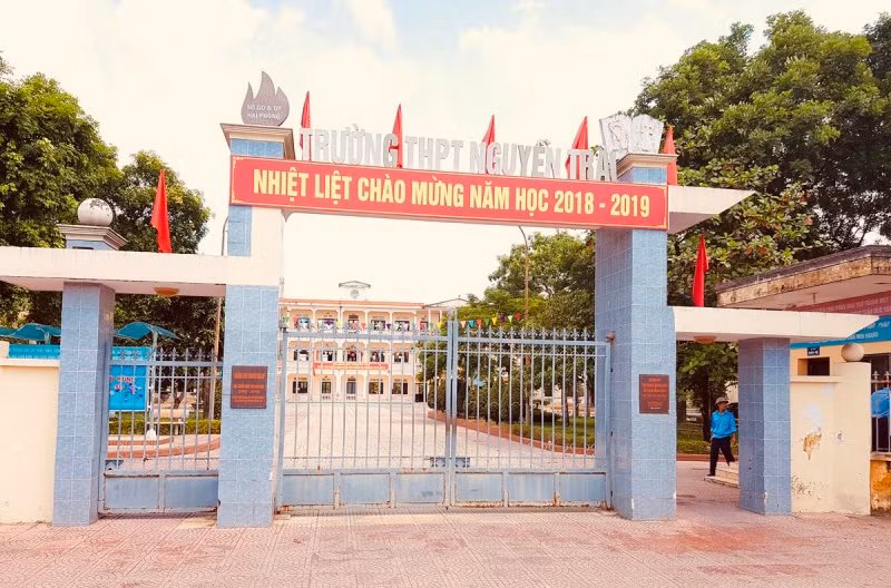 Trường trung học phổ thông Nguyễn Trãi - nơi xảy ra vụ lập hồ sơ khống rút tiền ngân sách.