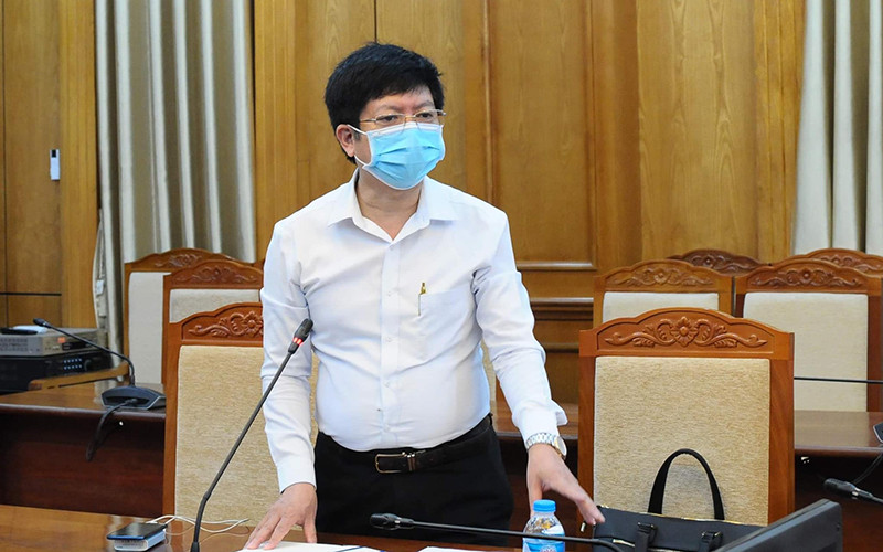 ThS, BS Nguyễn Trọng Khoa, Phó Cục trưởng Cục Quản lý khám, chữa bệnh tại buổi làm việc tối 19-5.