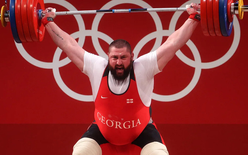 Nhiều kỷ lục thế giới bị “xô đổ”