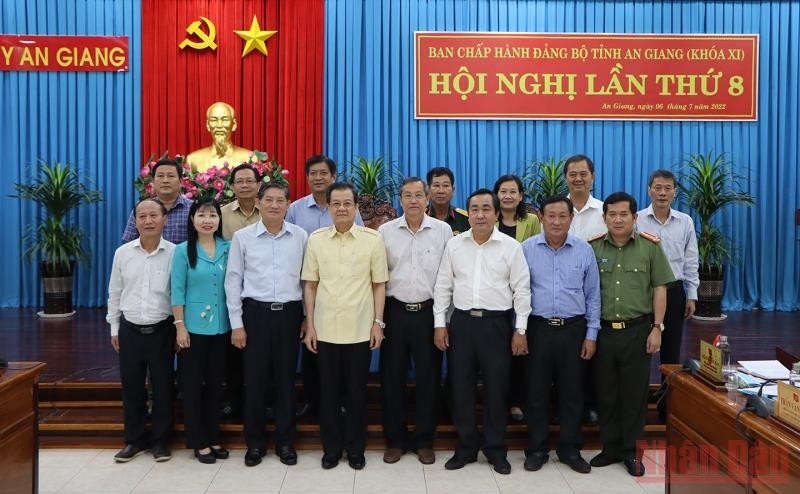 Ra mắt Ban Chỉ đạo phòng, chống tham nhũng, tiêu cực tỉnh An Giang.