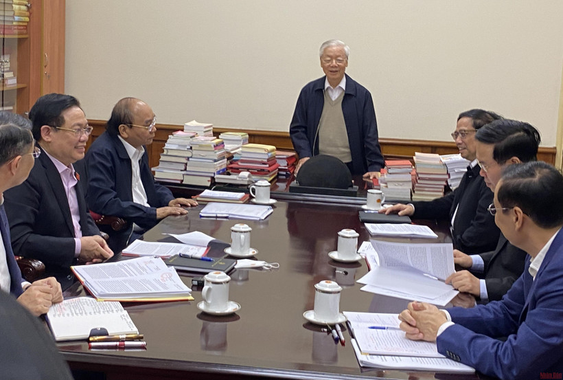 Chiều 10/3, tại Trụ sở Trung ương Đảng, Tổng Bí thư Nguyễn Phú Trọng chủ trì cuộc họp các lãnh đạo chủ chốt và Thường trực Ban Bí thư. 