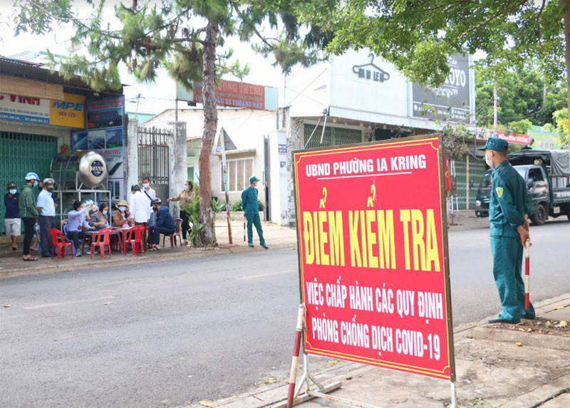 Từ ngày 22/7, thành phố Pleiku tạm dừng một số hoạt động, dịch vụ không thiết yếu để phòng chống dịch Covid-19.