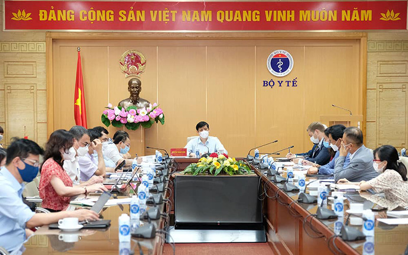 Bộ Y tế nỗ lực tiếp cận các nguồn vaccine phòng Covid-19