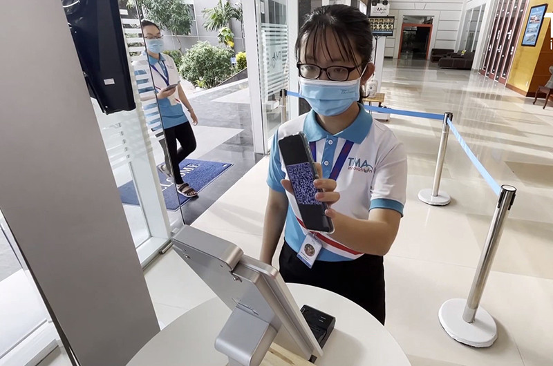 Người dân tại 3 quận, huyện “vùng xanh” của TP Hồ Chí Minh sẽ được cấp mã QR để đi lại, hoạt động.