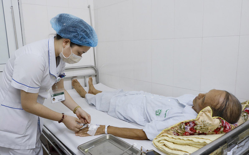 Bệnh nhân tỉnh táo sau can thiệp.