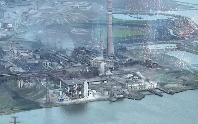 Nhà máy thép Azovstal. (Ảnh: Reuters)