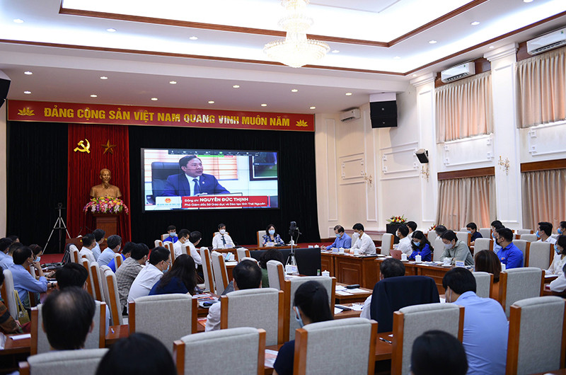 Quang cảnh hội nghị.