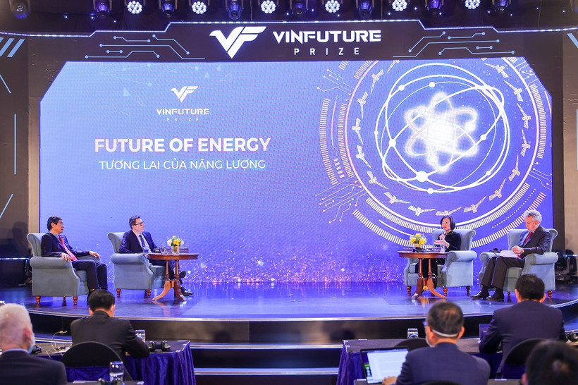 Phiên họp Tương lai của năng lượng trong Tọa đàm Khoa học vì cuộc sống.