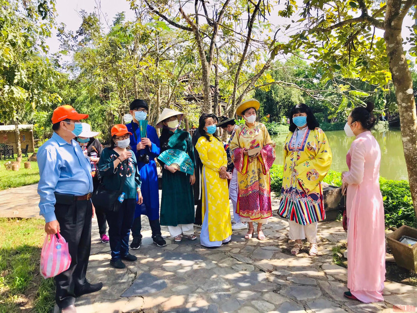 Doanh nghiệp du lịch là một trong năm nhóm ngành được ưu tiên hỗ trợ tăng cường năng lực trong giai đoạn từ nay đến năm 2025. (ẢNH: HOÀI THU)