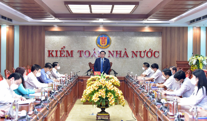 Chủ tịch Quốc hội Vương Đình Huệ phát biểu tại buổi làm việc với Kiểm toán Nhà nước. (Ảnh: DUY LINH)