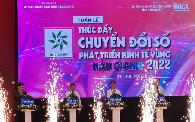 Nghi thức khai mạc Tuần lễ thúc đẩy chuyển đổi số phát triển kinh tế vùng - Hậu Giang 2022.