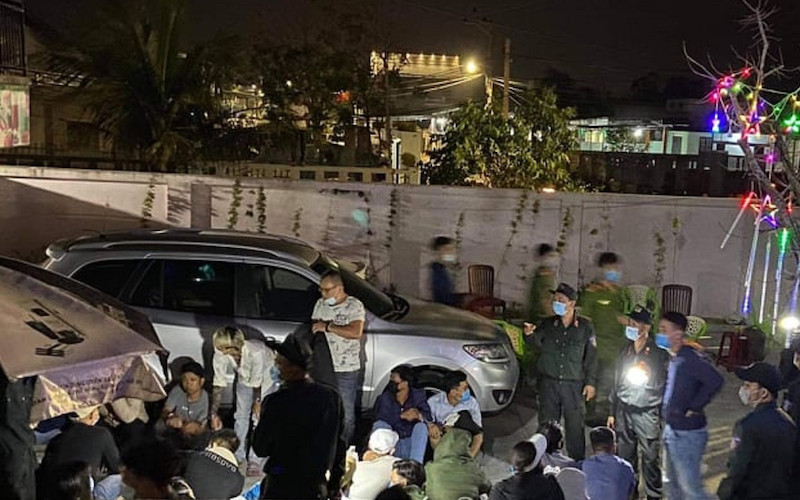 Hiện trường vụ đánh xóc đĩa.