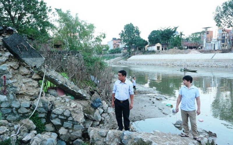 Sạt lở tại xã Phúc Lâm (huyện Mỹ Đức). 