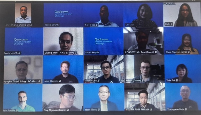 Trao giải cuộc thi “Thử thách Đổi mới sáng tạo Qualcomm Vietnam 2021”. (Ảnh chụp màn hình)