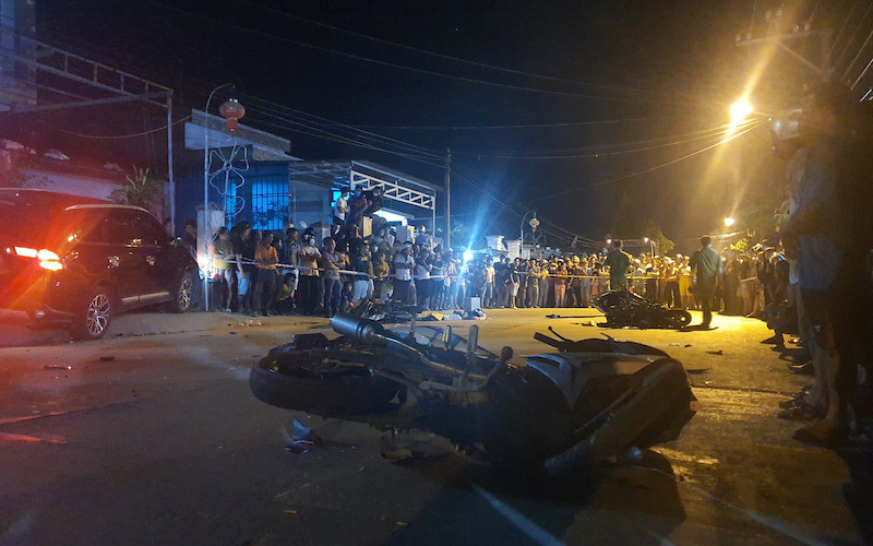 Hiện trường vụ tai nạn làm hai người chết tại chỗ.