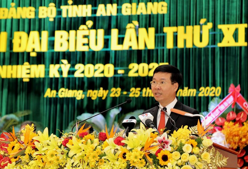 Đồng chí Võ Văn Thưởng, Ủy viên Bộ Chính trị, Bí thư T.Ư Đảng, Trưởng Ban Tuyên giáo T.Ư dự và chỉ đạo đại hội.