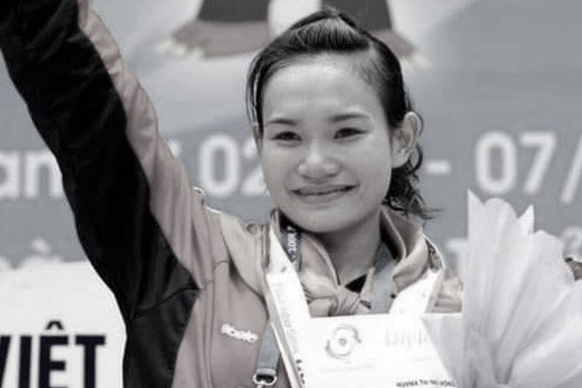 Sau khi giải nghệ, Thu Hồng chuyển sang công tác huấn luyện và dẫn dắt tuyển silat An Giang. 