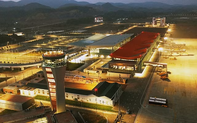 Cảng hàng không quốc tế Vân Đồn (Quảng Ninh), sân bay tư nhân đầu tiên trong cả nước được đầu tư theo hình thức PPP. Ảnh: QUANG THỌ