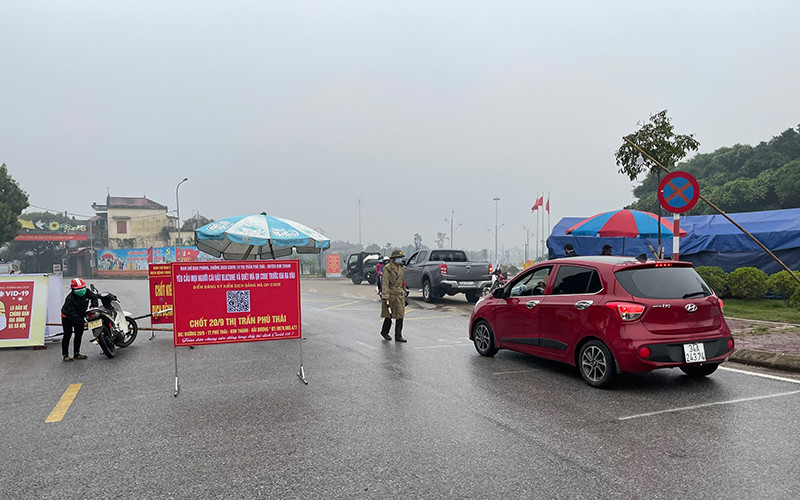 Huyện Kim Thành tăng cường tuyên truyền lưu động về công tác phòng, chống Covid-19 trong bối cảnh dịch bệnh diễn biến phức tạp.