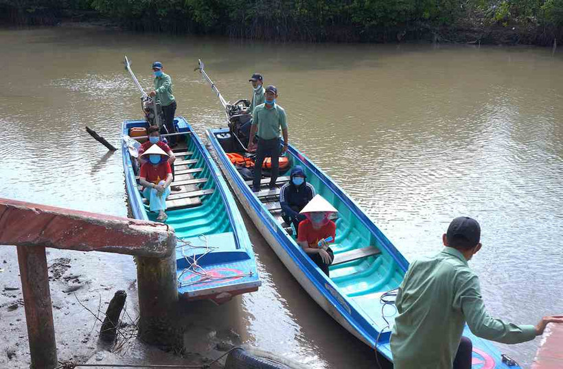 Đi bầu cử nơi địa đầu cực nam Tổ quốc
