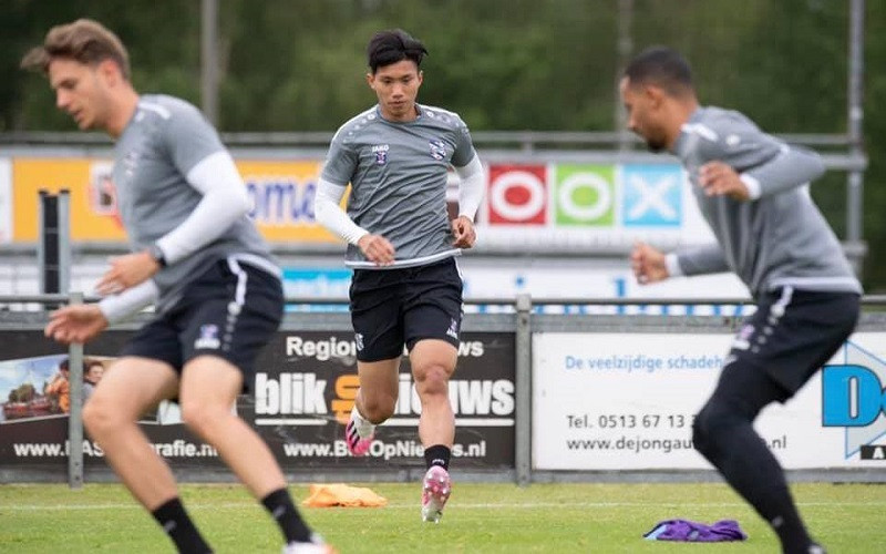 Văn Hậu chính thức chia tay SC Heerenveen, về Việt Nam thi đấu. (Ảnh: SC Heerenveen) 