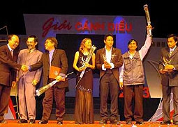 Lễ trao giải thưởng Cánh diều vàng.