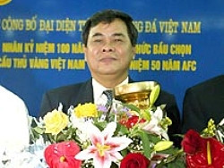 Danh thủ Lê Thế Thọ được bầu chọn "Cầu thủ vàng Việt Nam"