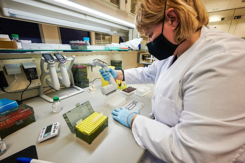 Toàn bộ quy trình giải trình tự gen virus SARS-CoV-2 của Iceland là một ngày rưỡi.